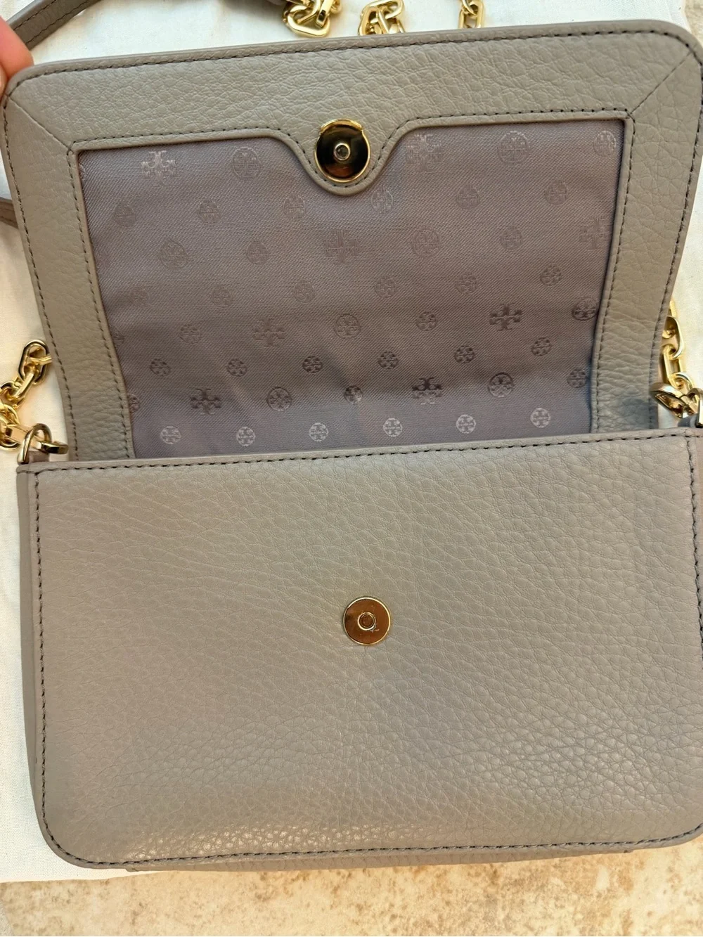 Tory Burch Amanda Gray Leather Logo Crossbody Chain Bag